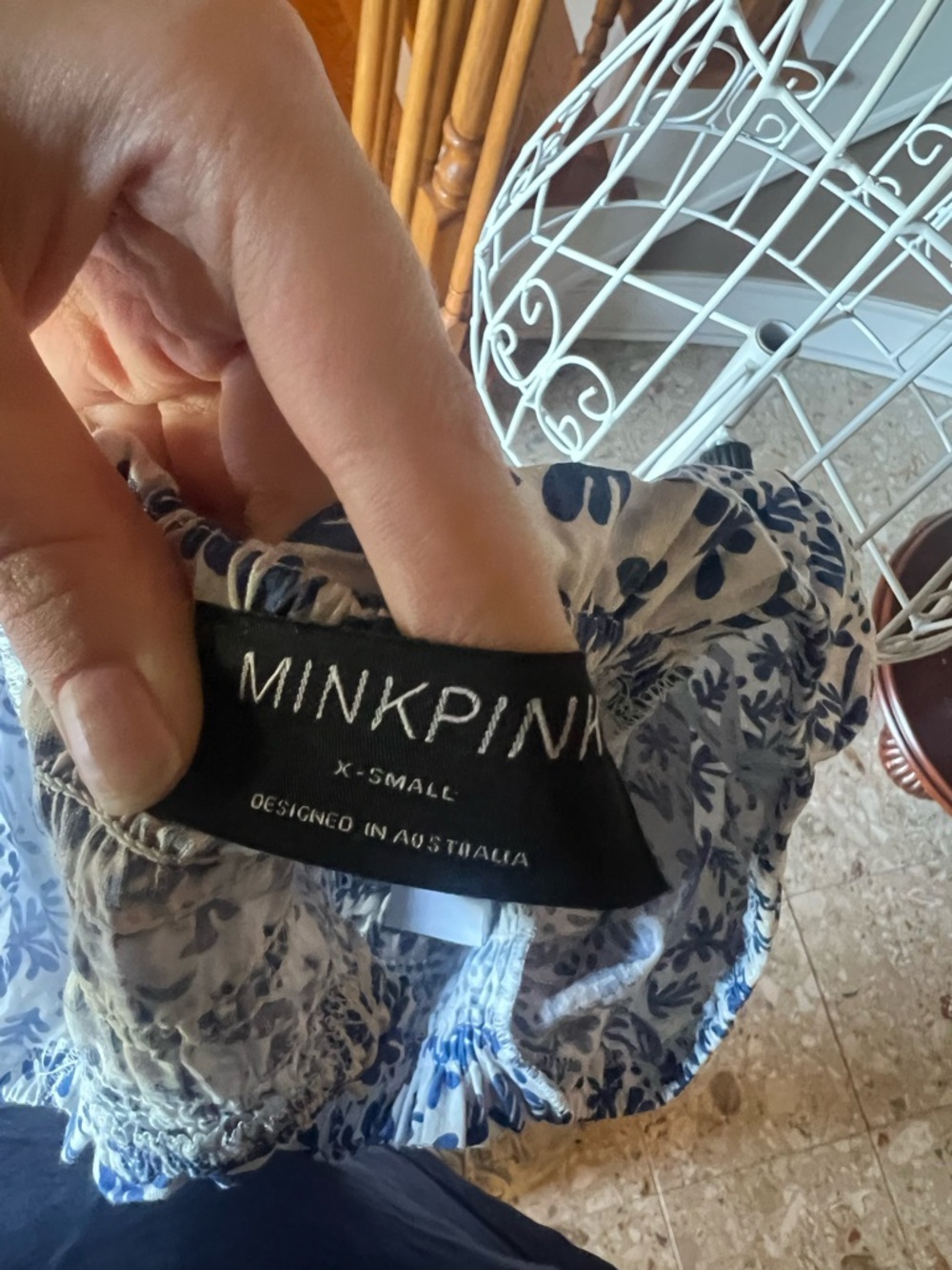 Minkpink Ithica Shirred Blue White Floral Crop Top Bohemian Cotton Size XS - Picture 5 of 6